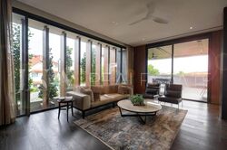 Airport Boulevard (D17), Detached #484050921